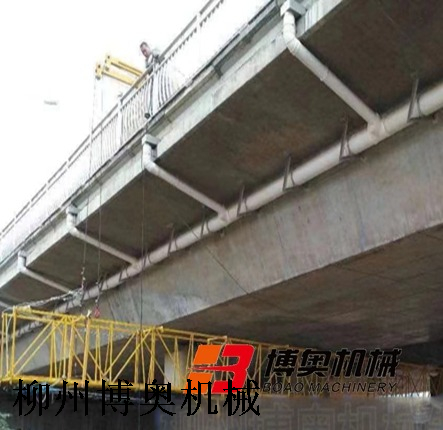 高速路桥梁底施工平台